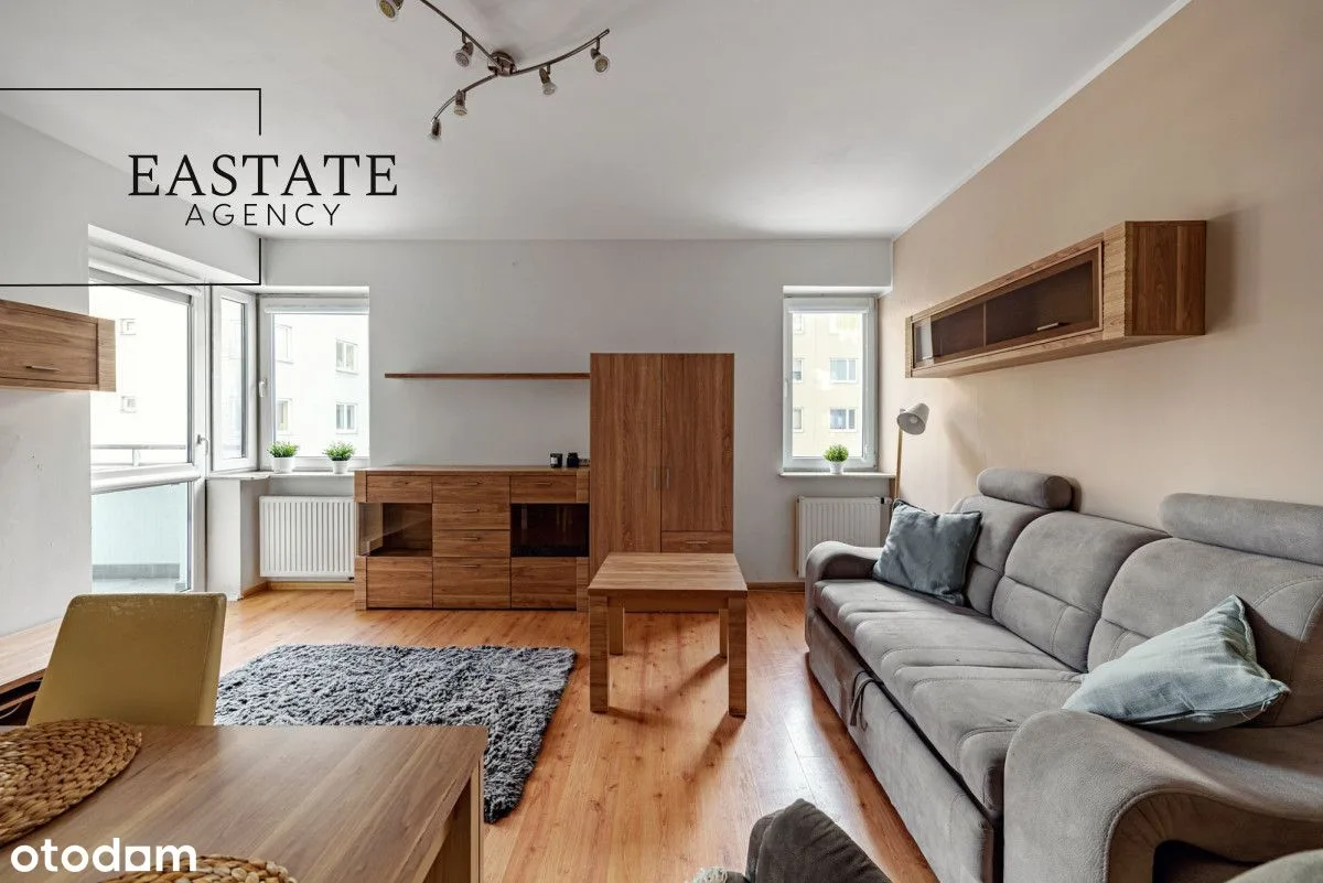 One-bedroom apartment in Bemowo with parking