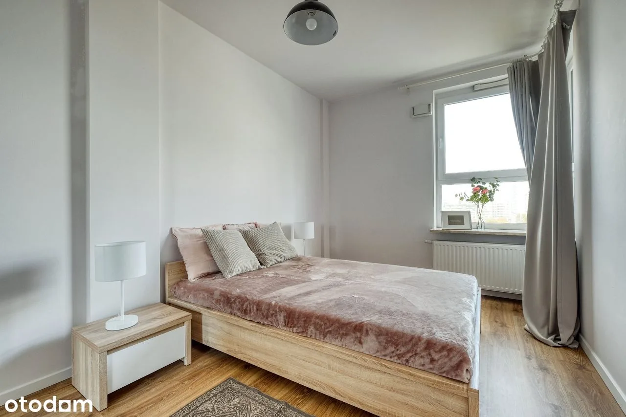 Przestronny, umeblowany apartament w centrum, przy Rondo ONZ