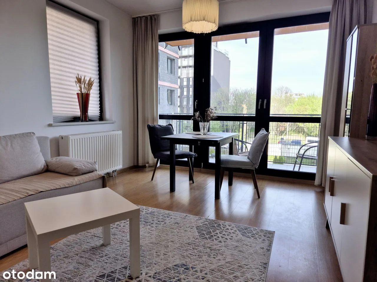 Wola 2 pokoje, oddzielna kuchnia , balkon, garaż