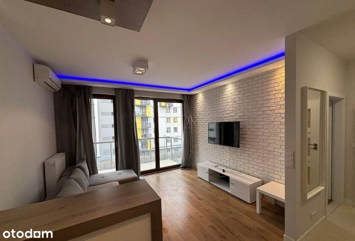 Apartament na Cybernetyki | 2 pokoje | Balkon