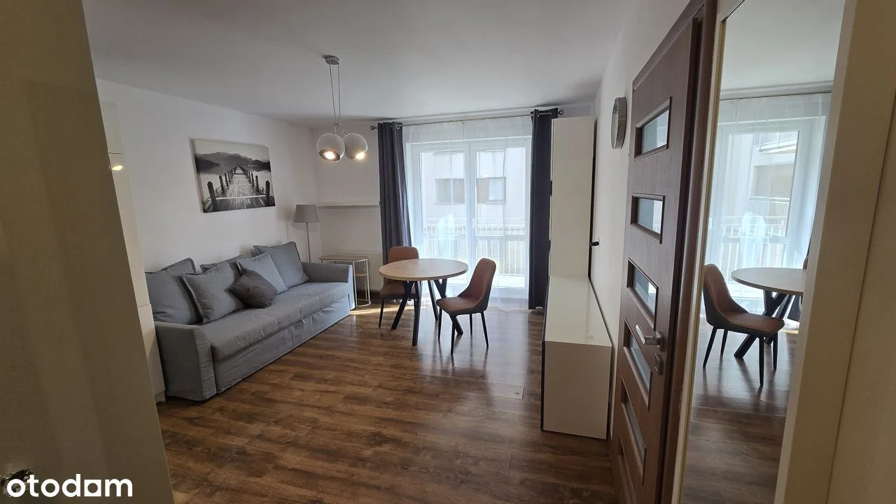 Mieszkanie 44m2, balkon, garaż