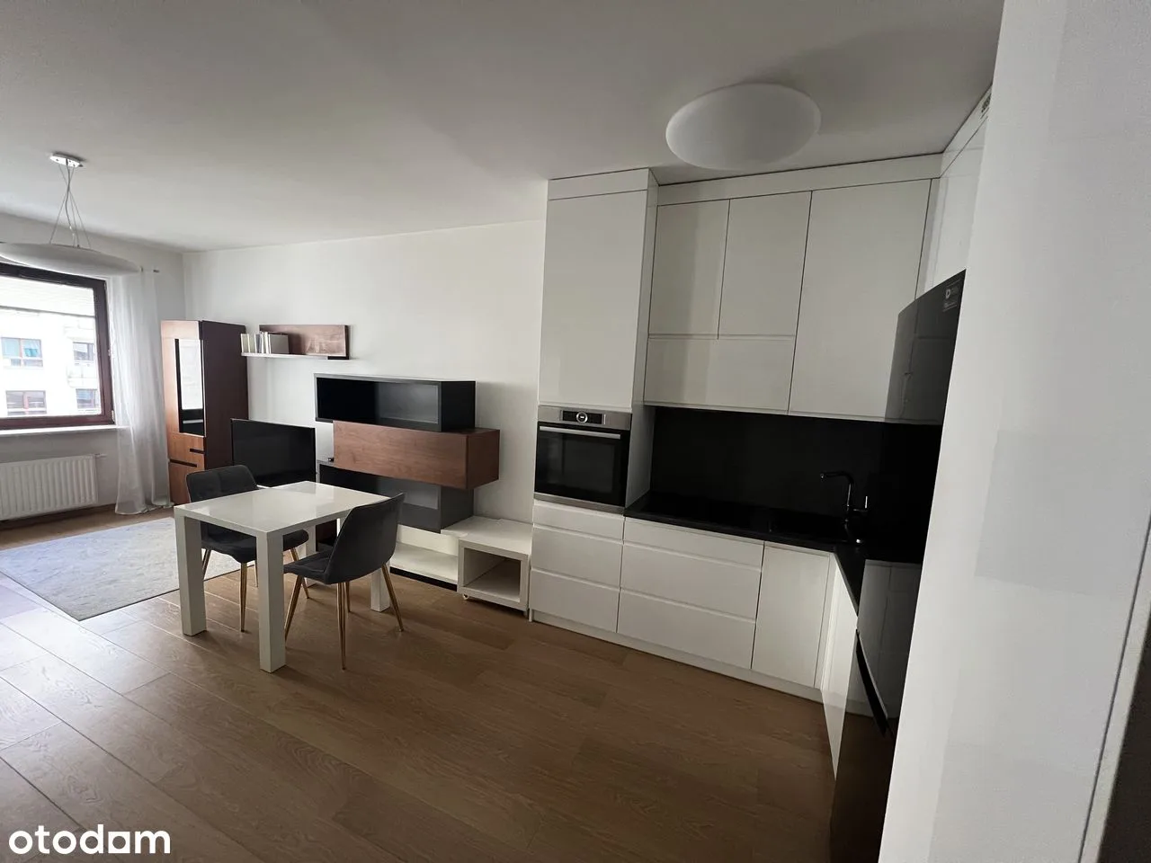 2 pokoje/ 37 m2/ balkon/ garaż/ Giełdowa 4/ Wola/ Warszawa