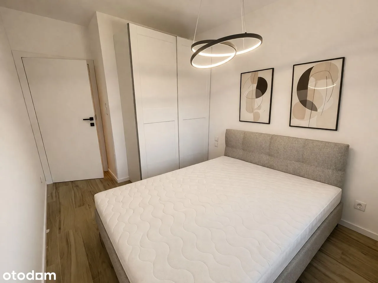 Nowe, 43m2, 2 pokoje, klimatyzacja, garaż