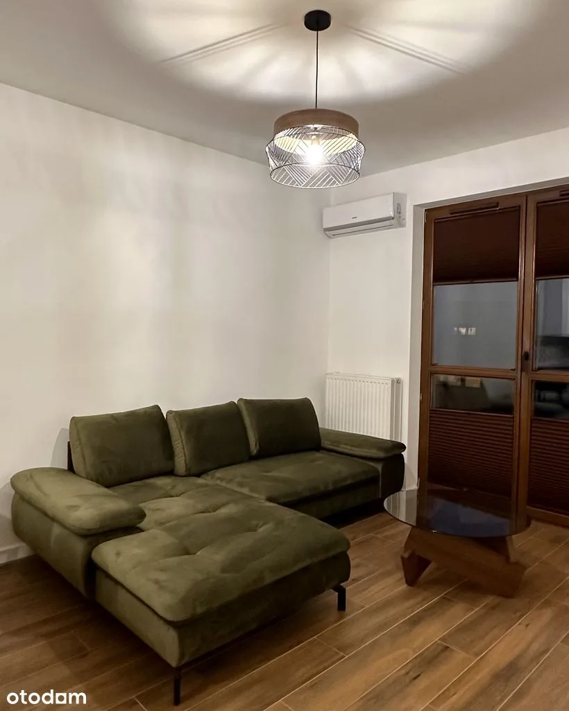 Renovated two-bedroom apartment in Wilanów