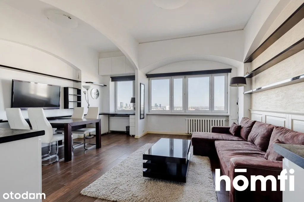 Nowoczesne Studio Z Panoramą Warszawy/36m2/