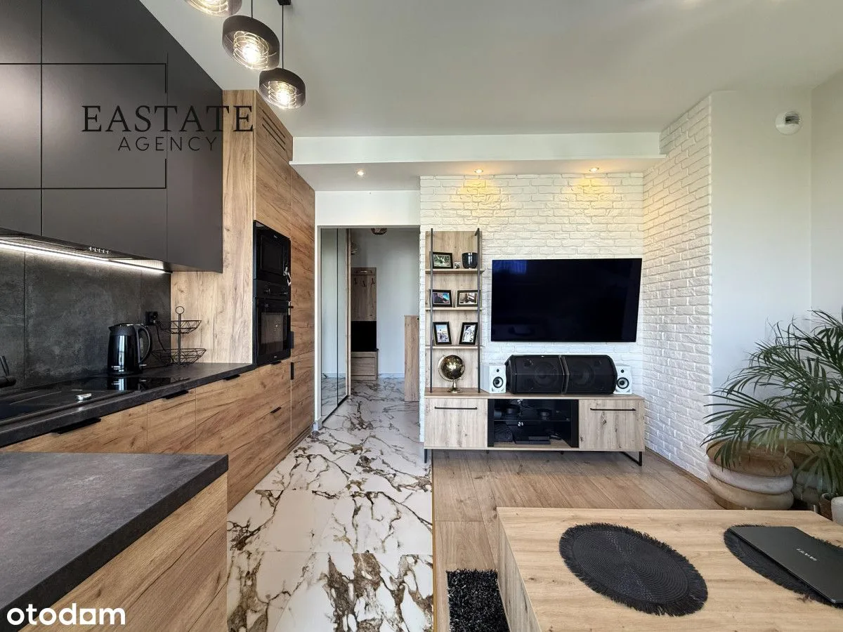 One-bedroom apartment with balcony in Mokotów