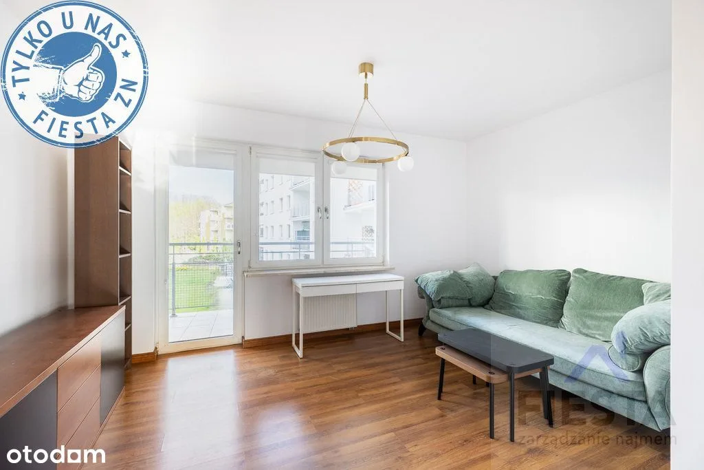 Three-room apartment with parking in Bemowo
