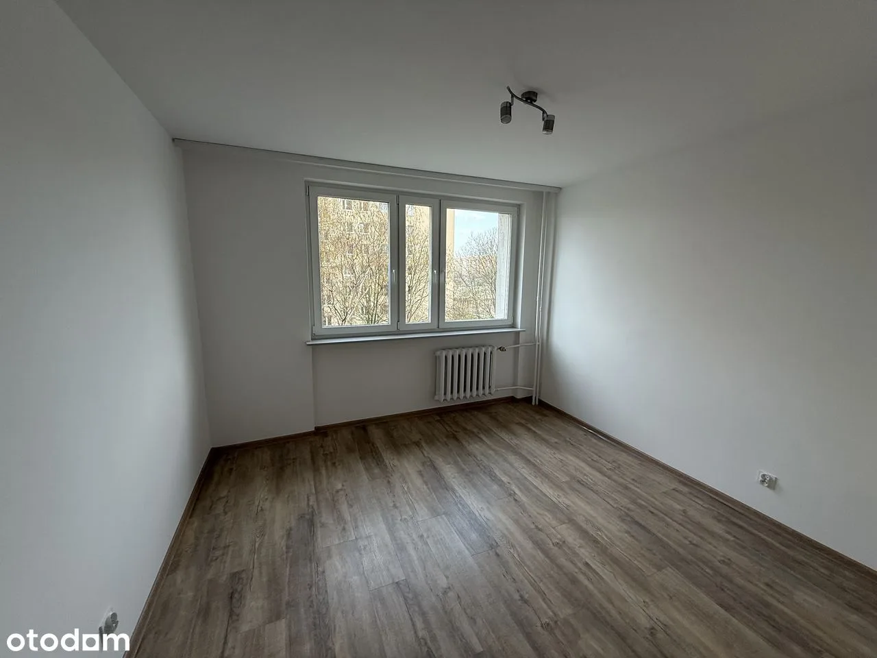 One-bedroom apartment in Bemowo
