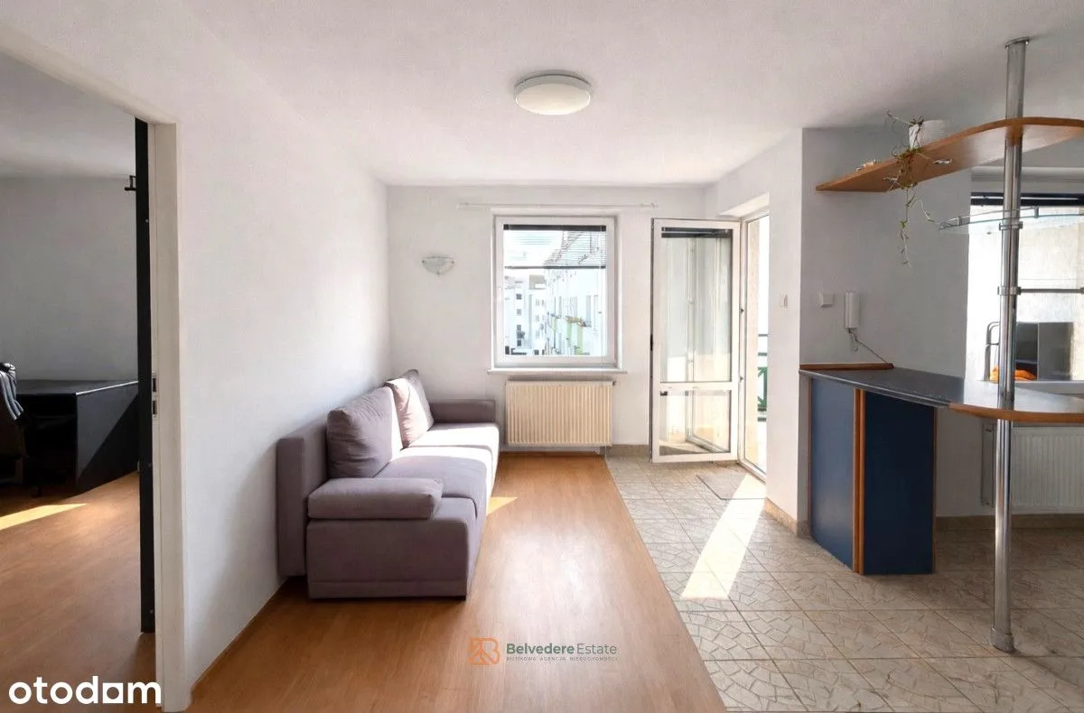 Three-room apartment near Stokłosy metro