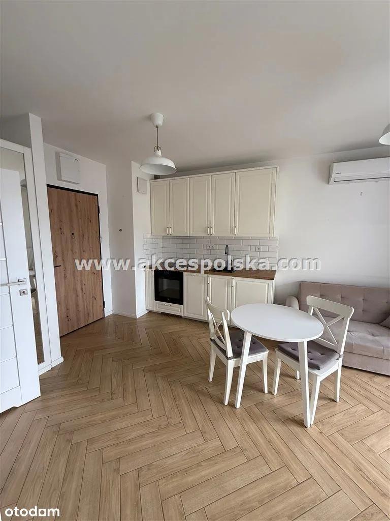 One-bedroom apartment in Bemowo