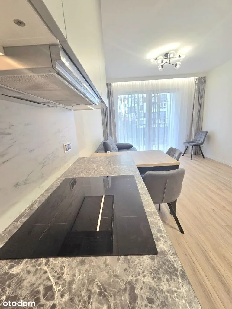 Nowe, stylowe 2 pokoje z klimatyzacją i balkonem , bez prowizji