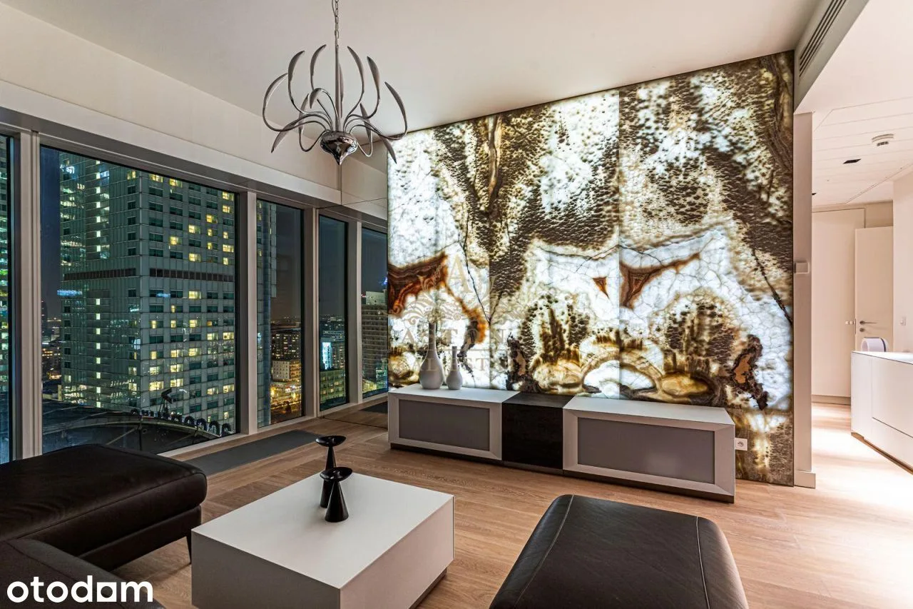 Luxury 1 bedroom apartment at Złota 44