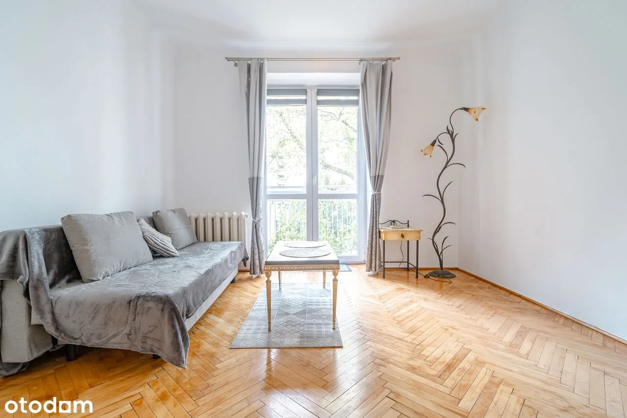 Studio apartment on Elektoralna in Śródmieście