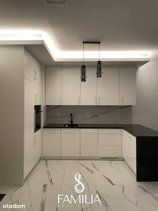 Departamento de 3 ambientes de 54 m² en Włochy