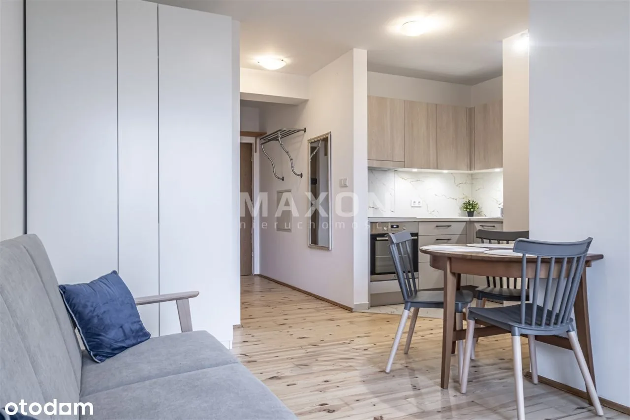 One-bedroom apartment with balcony in Ursynów
