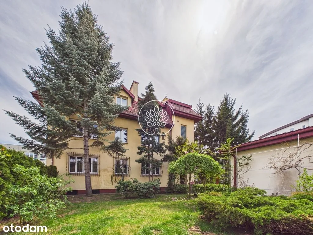 Квартира с 3 спальнями в Bielany