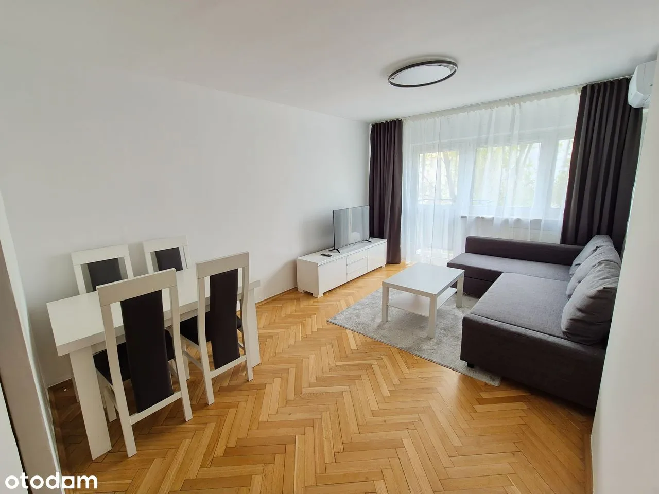 Przy Varso i Dworcu Centralnym | 2 pokoje | Balkon | Klimatyzacja