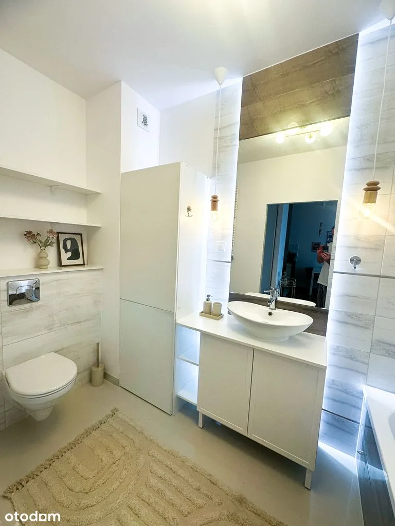 Renovated 2-room with balcony