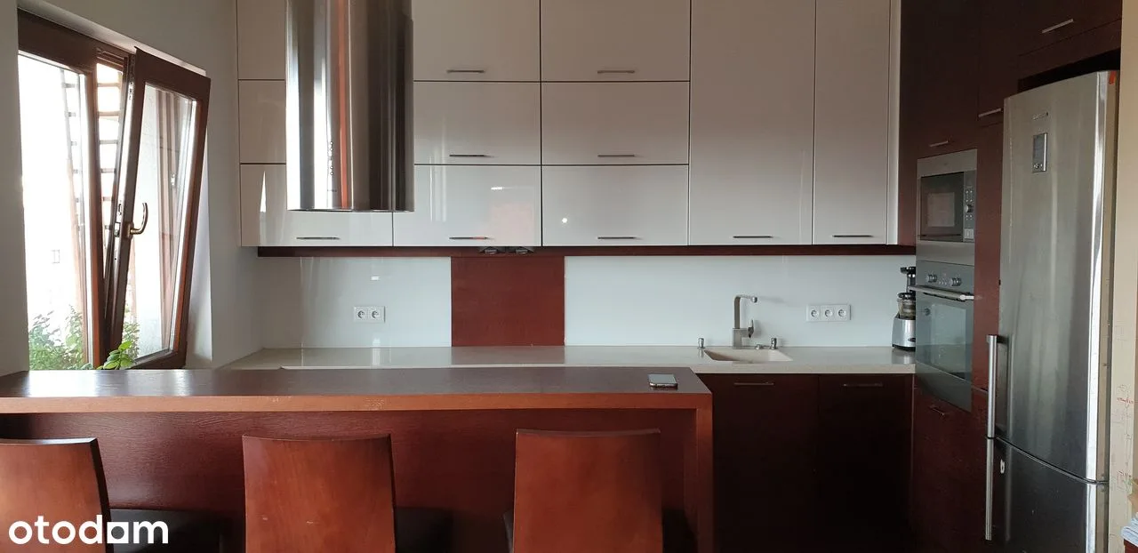 70 m², 7th floor, balcony 16 m²