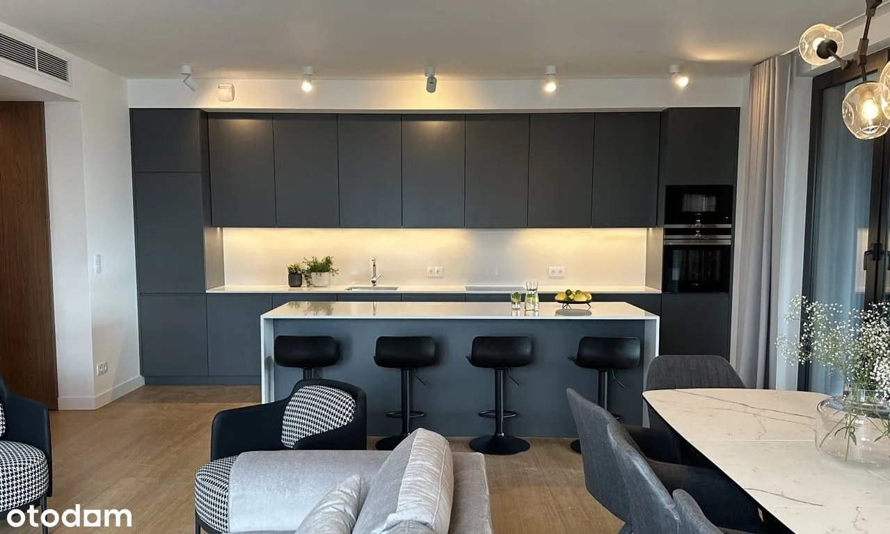 Пентхаус 180 м², терраса и балкон