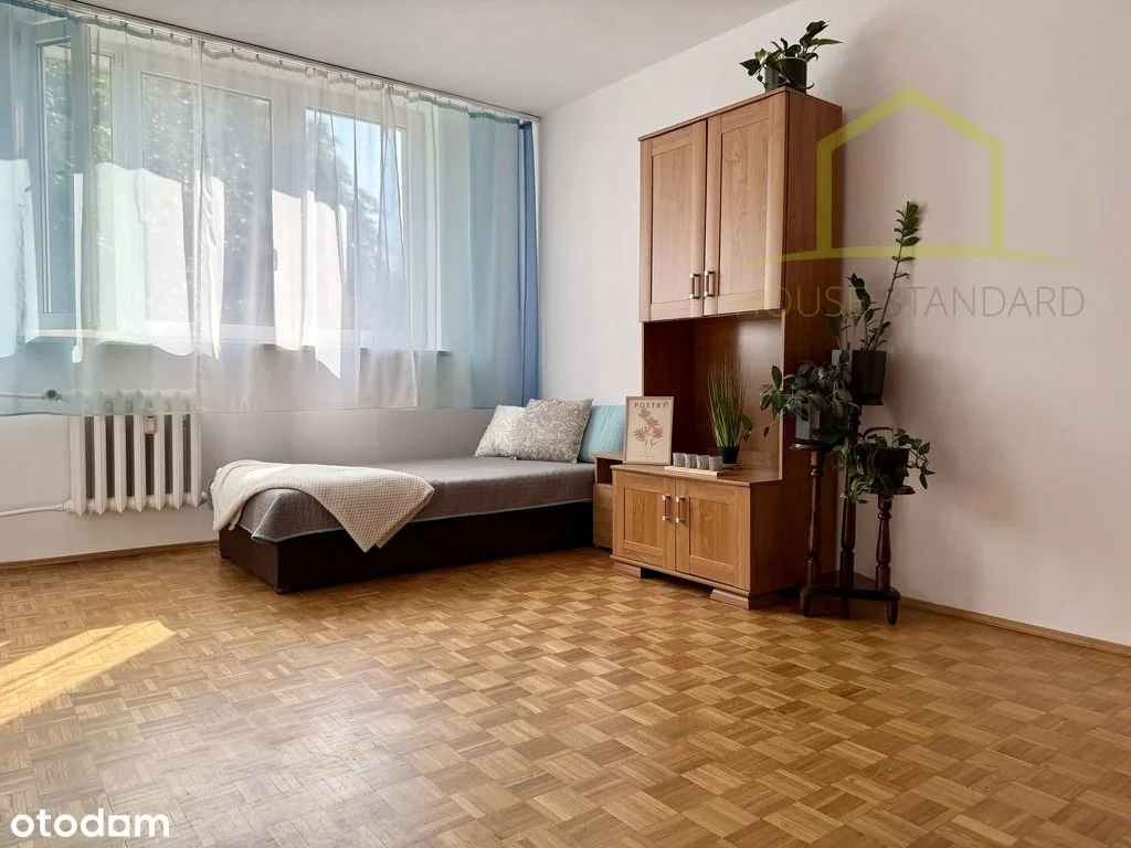 Kawalerka 25 m² przy metrze