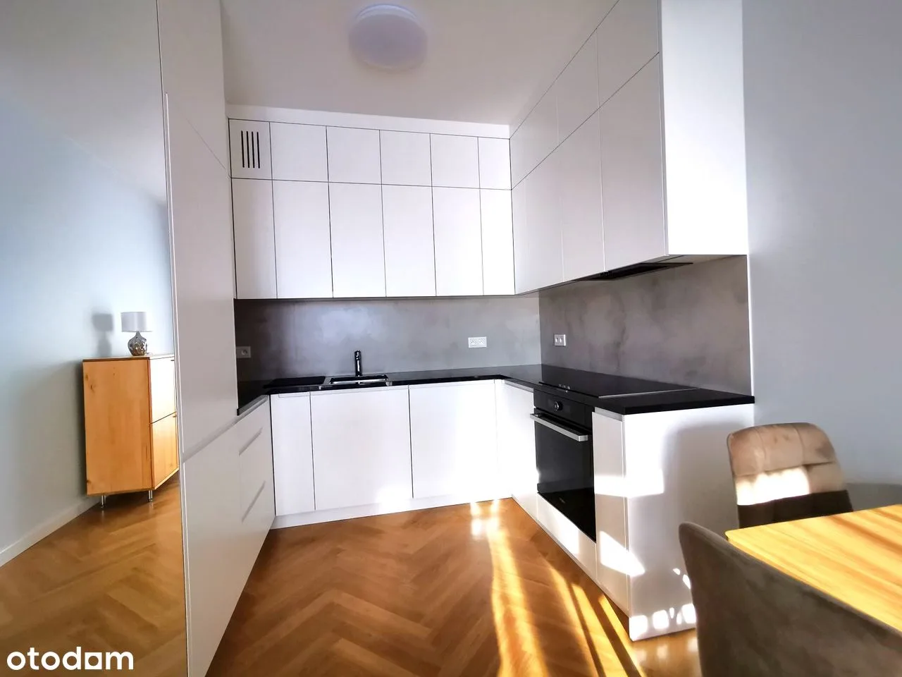 MOKO,nowiutkie jeszcze nie używane, garaż, klima, balkon,wszystko jest