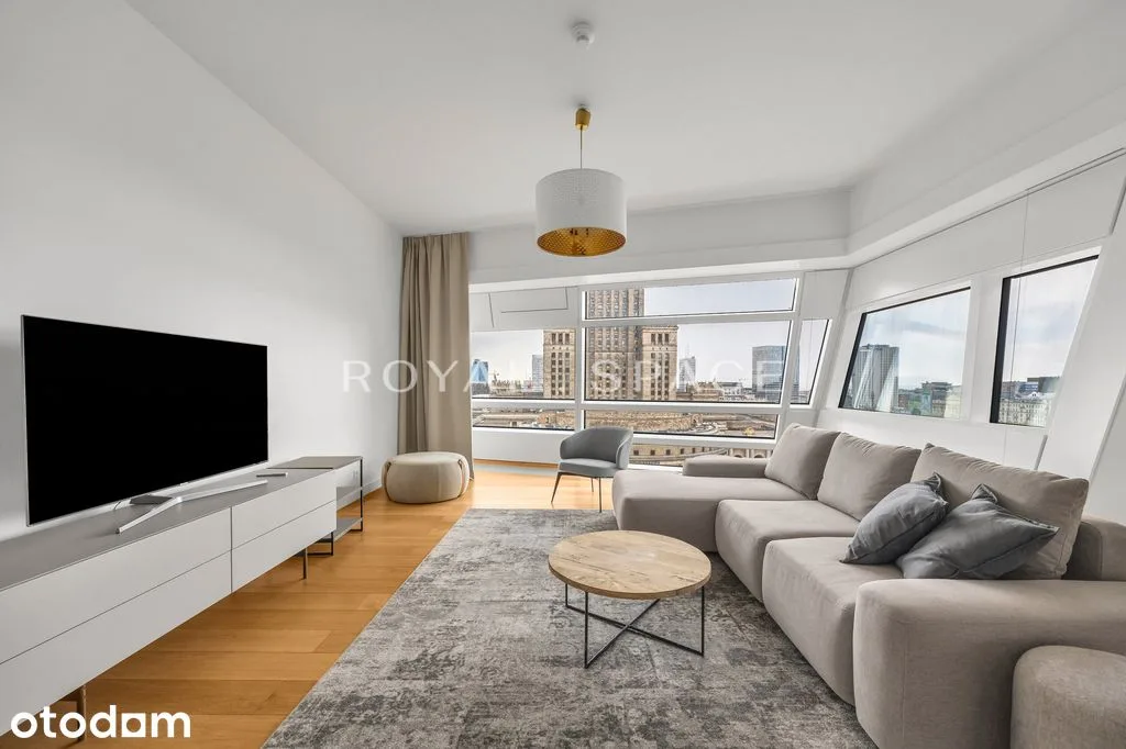 Przestronny apartament na Złotej 44!