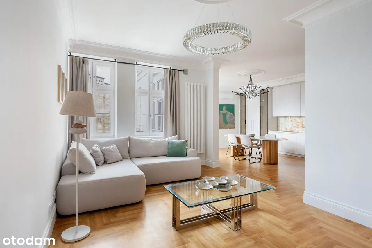 112 m² top-floor apartment, balcony