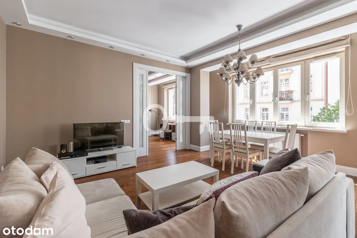 Apartament w kamienicy Art Deco