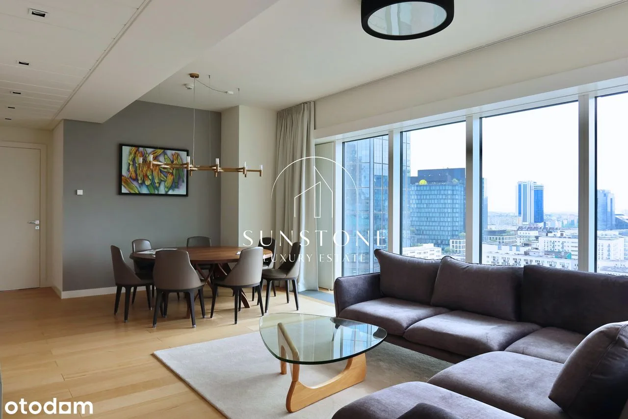 Złota 44 : 3-pokojowy apartament na wynajem