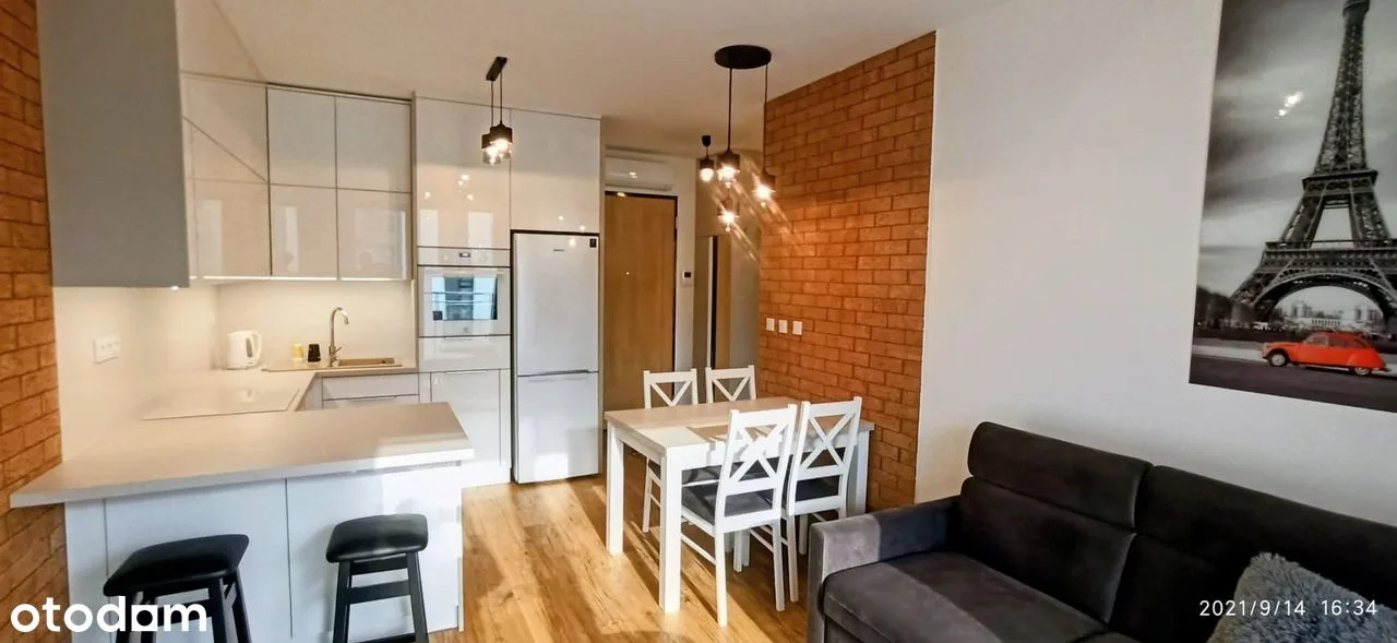 Квартира 37,5 м² з балконом