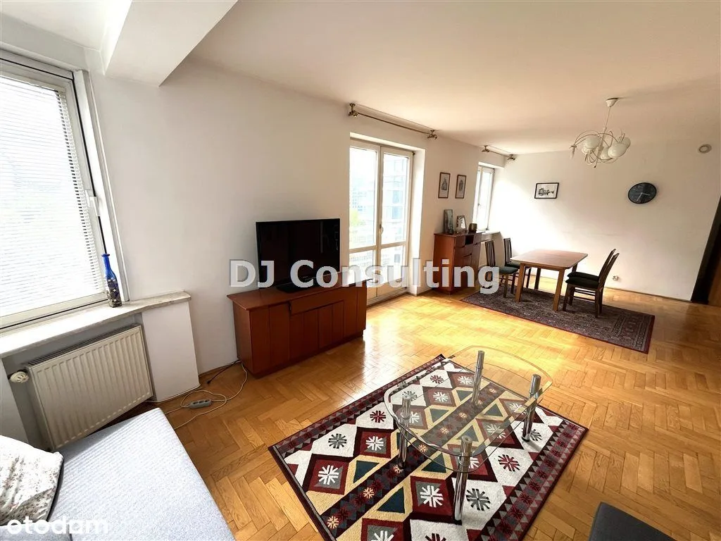 3 rooms 101 m², balcony