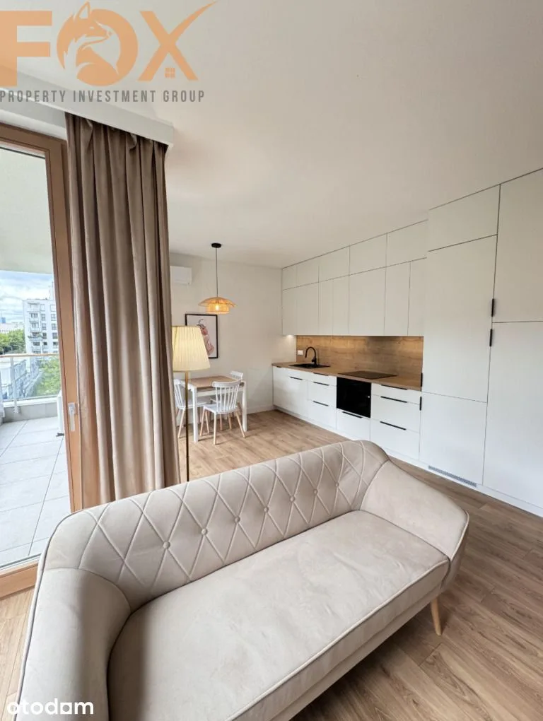 Modern 2 rooms apartment located in business cen