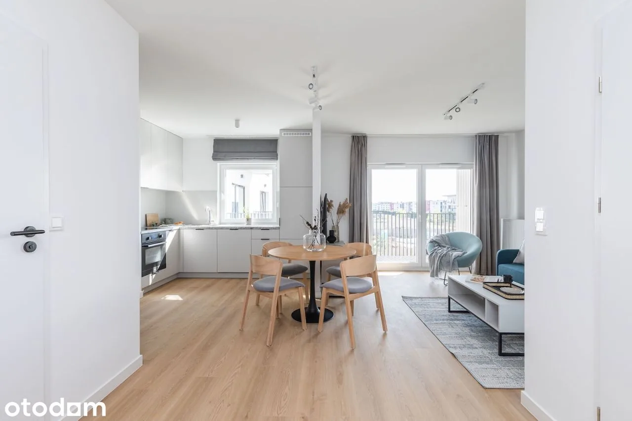 Listing: 2 bedrooms, Bemowo