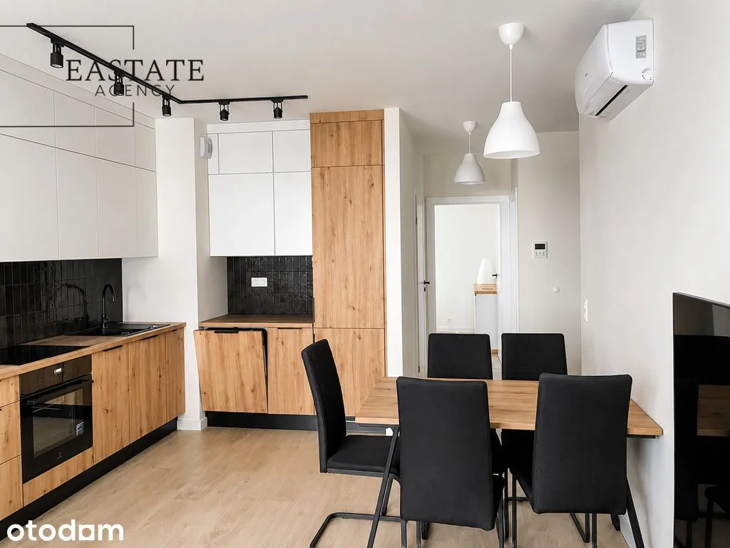 3 rooms Bemowo loggia