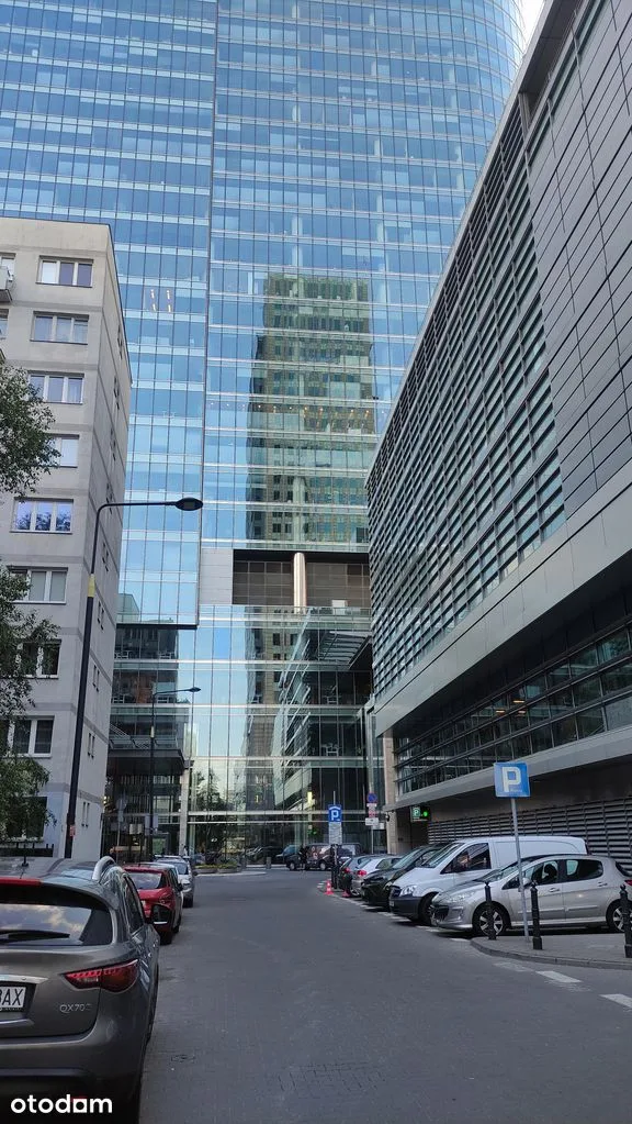 City center, balcony, 2 bedrooms
