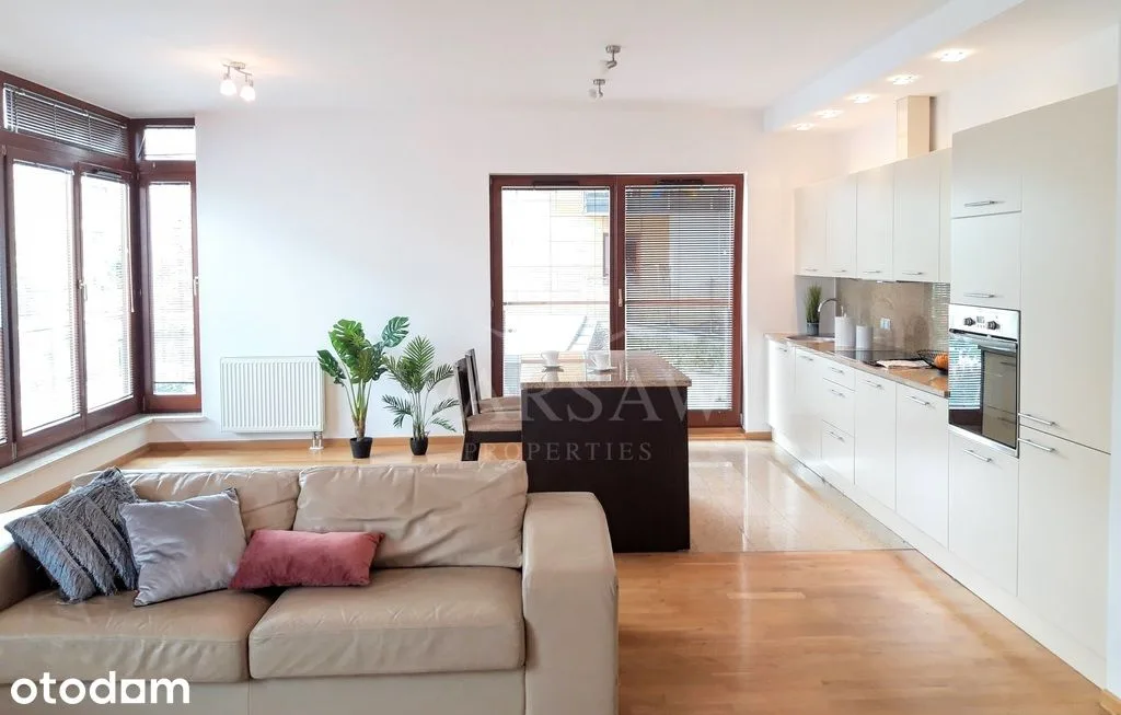Duży apartament w centrum Miasteczka Wilanów