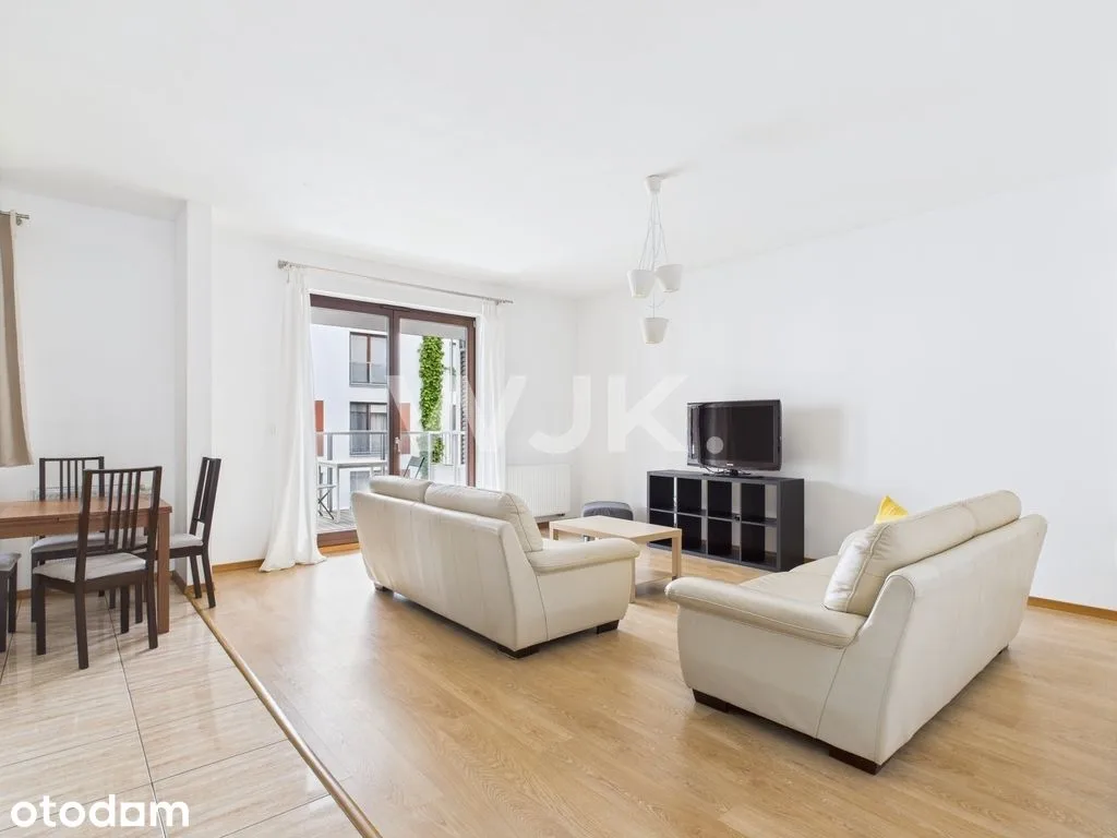 90 m², 3 rooms, balcony
