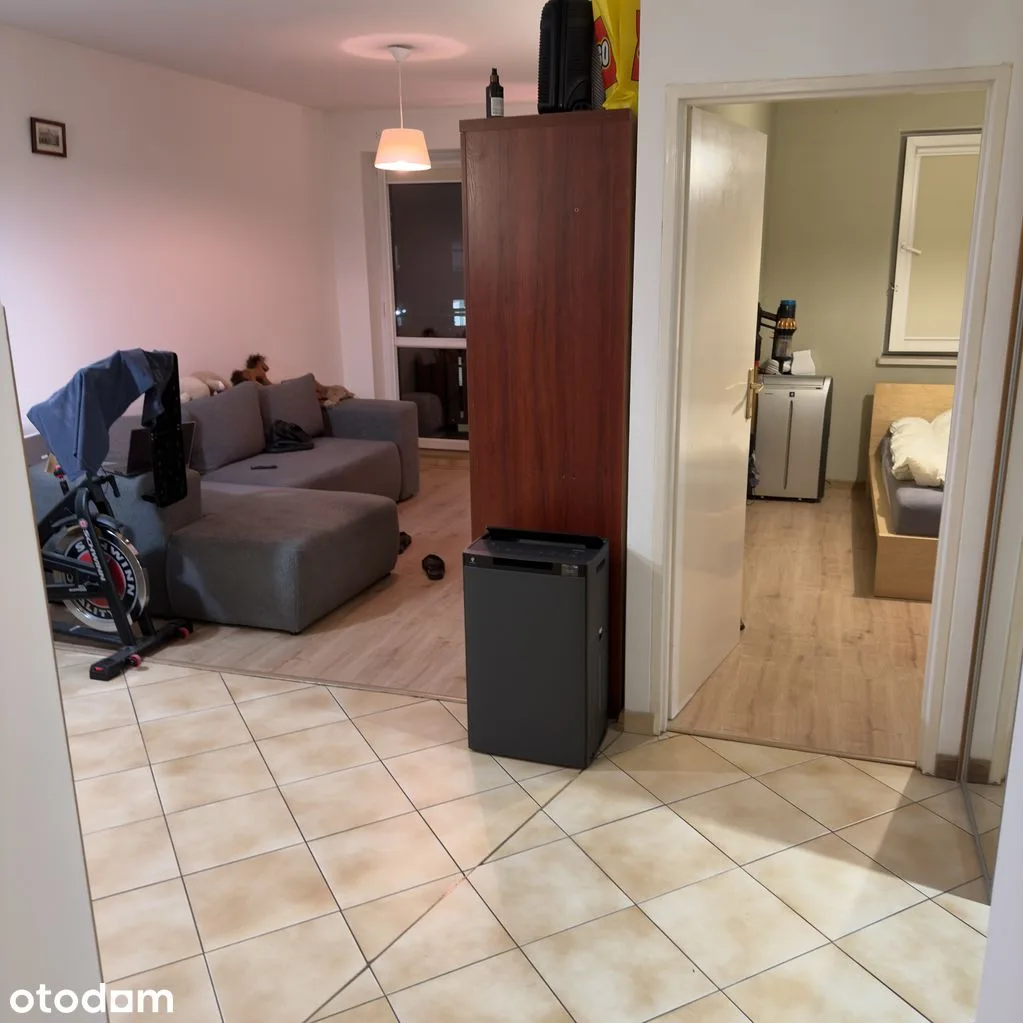 48 m², piso 7, balcón