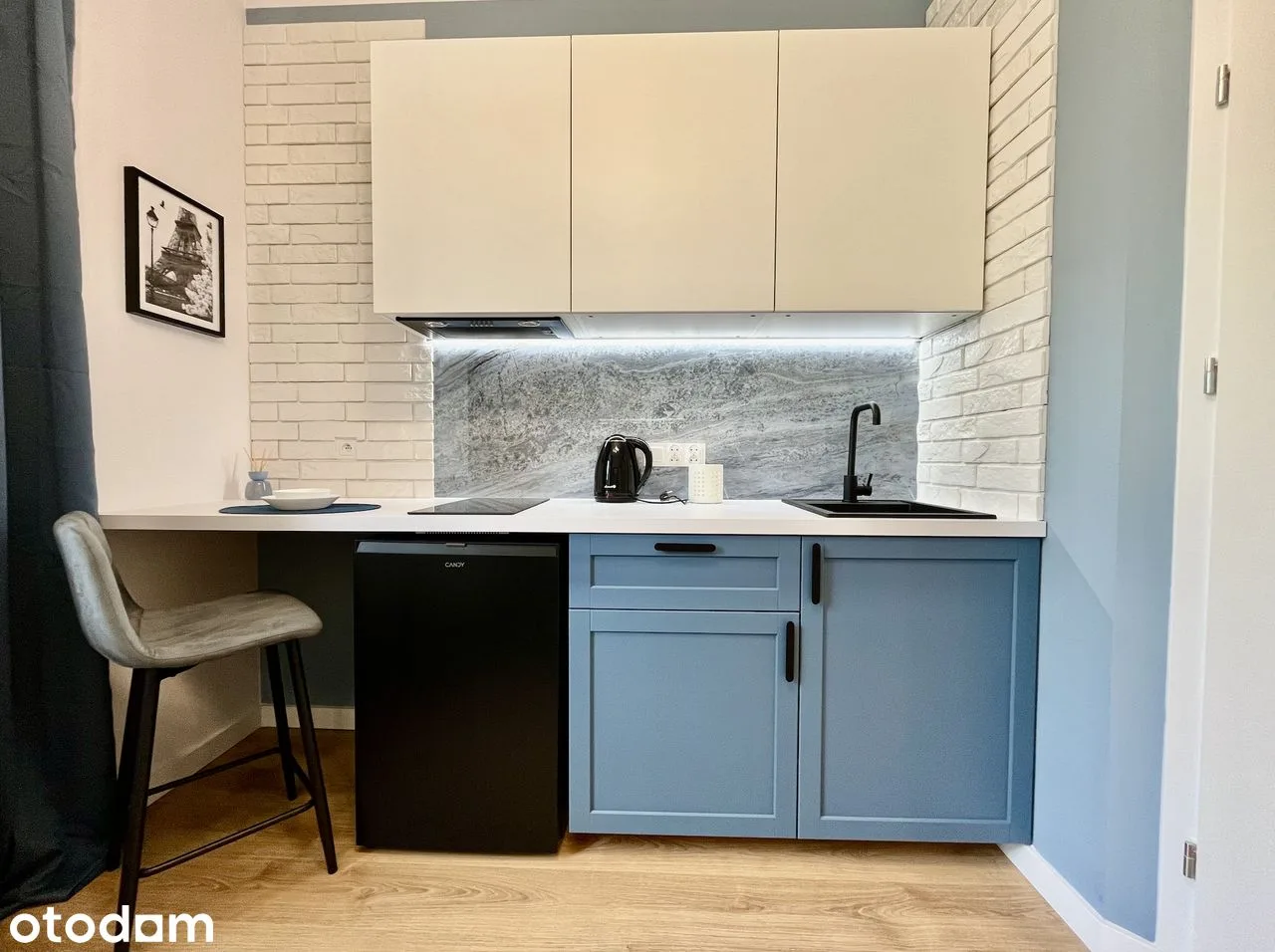 Estudio de 24 m², techos de 3 m