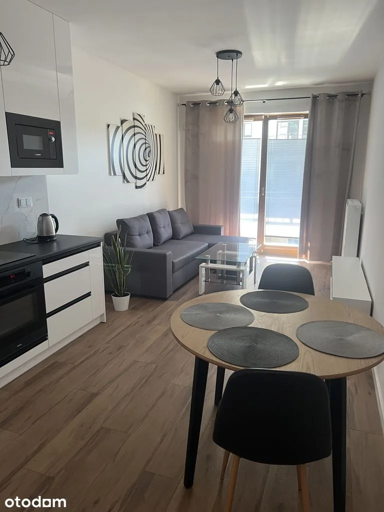 Студия 30,5 м² с балконом