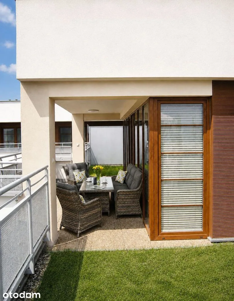 PENTHOUSE PREMIUM | KONSTANCIN-JEZIORNA | 88 m² | TARAS NA DACHU