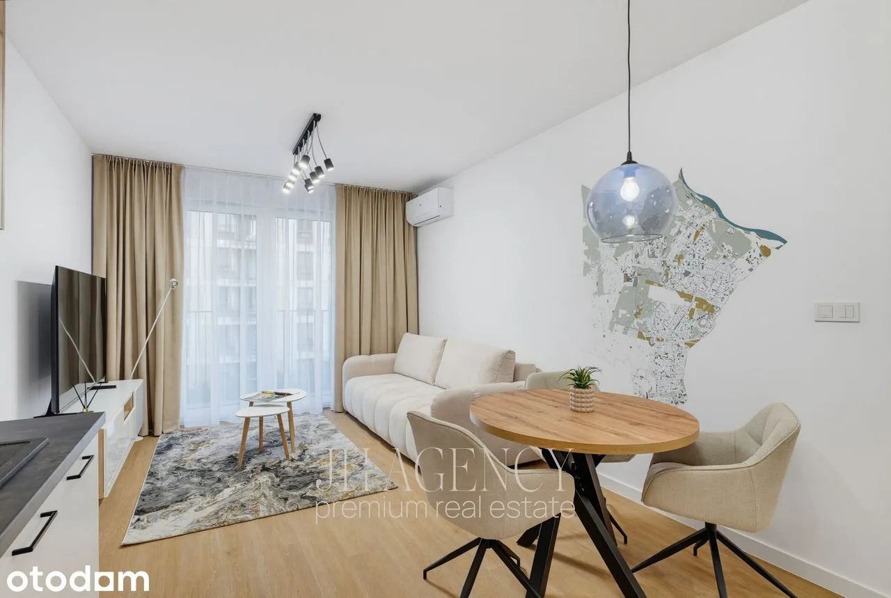 55.2 m², balcony, AC
