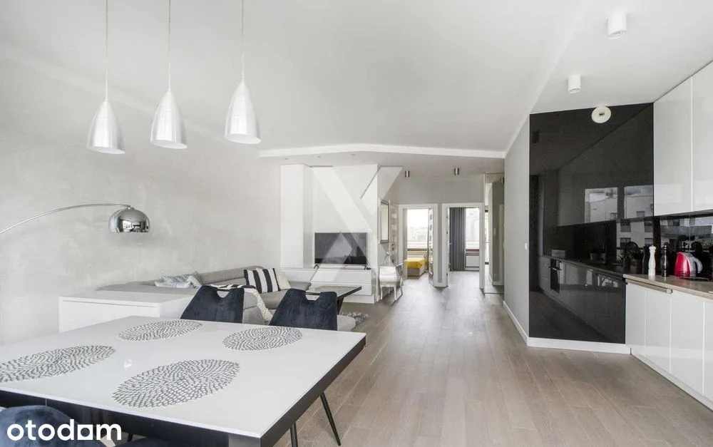 3 rooms, terrace, air conditioning