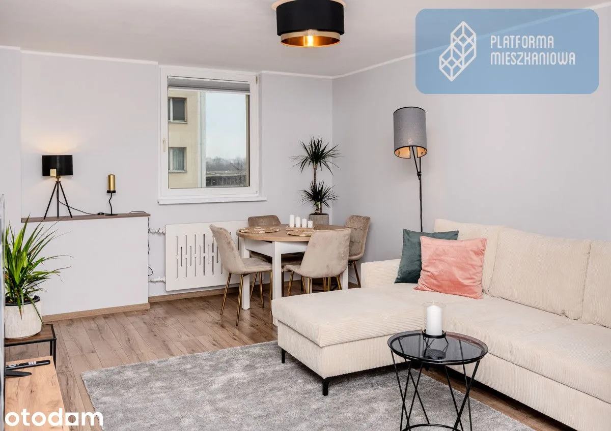 40 m² przy Metrze | Po remoncie | Mnóstwo szaf