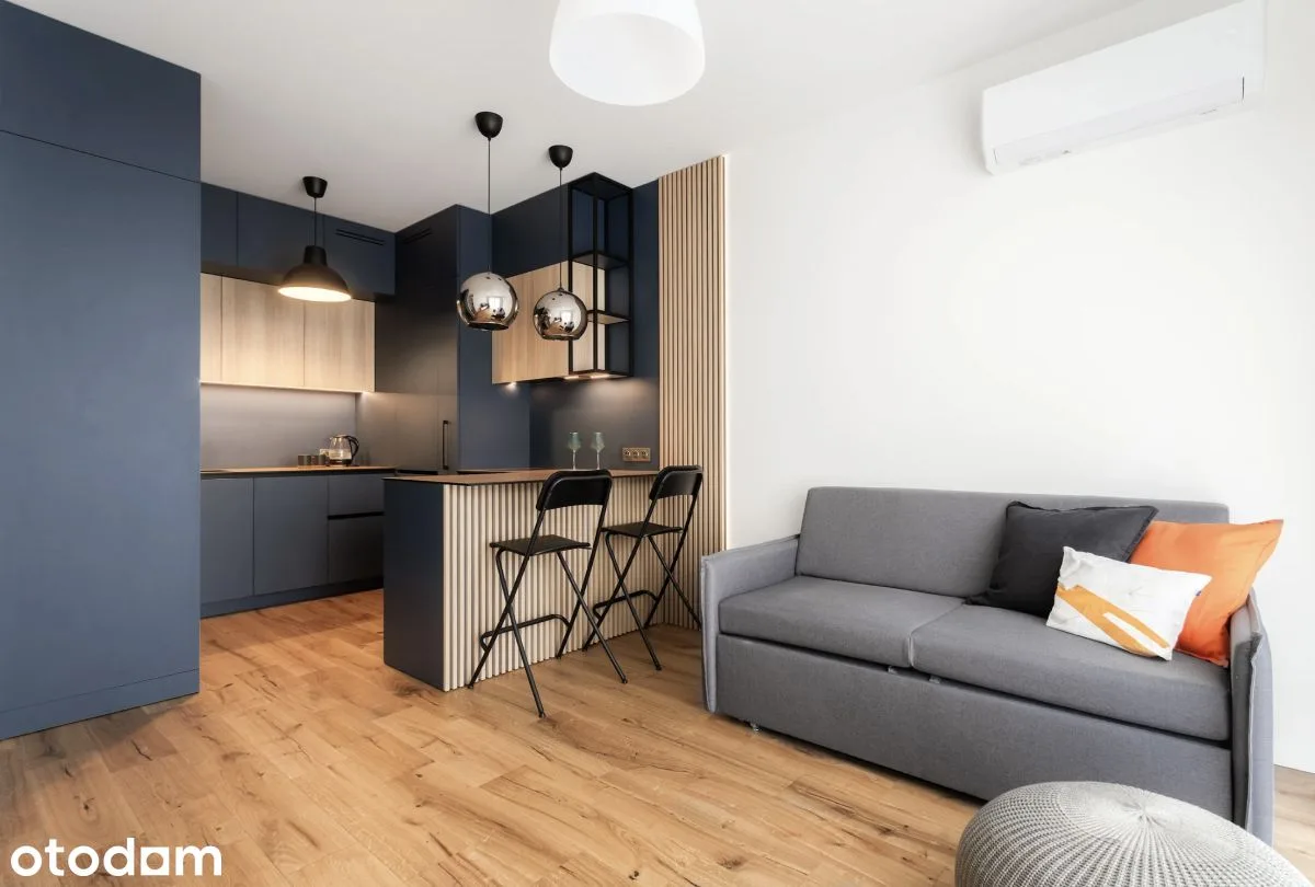 5th floor, 2 AC, balcony