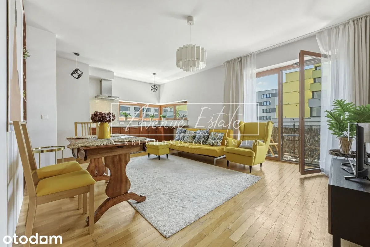 Woronicza 33, dwa balkony