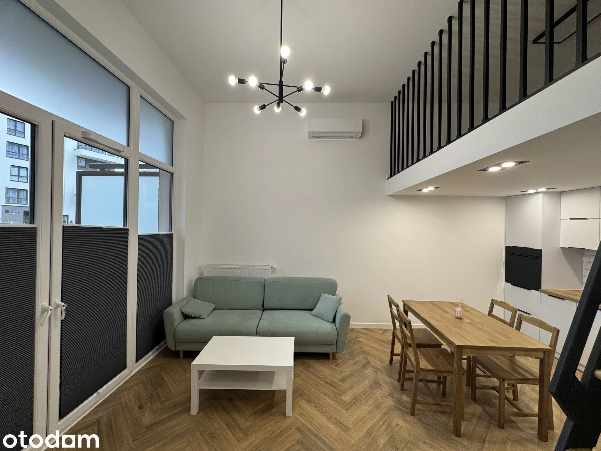 Stylowe 47m2 z ogródkiem, antresolą, klimatyzacją i garażem w Ursusie