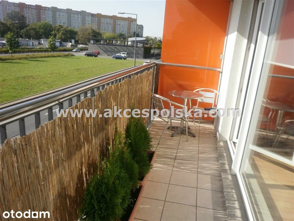 Tuż Przy Metrze, 34m2, Balkon, Meble