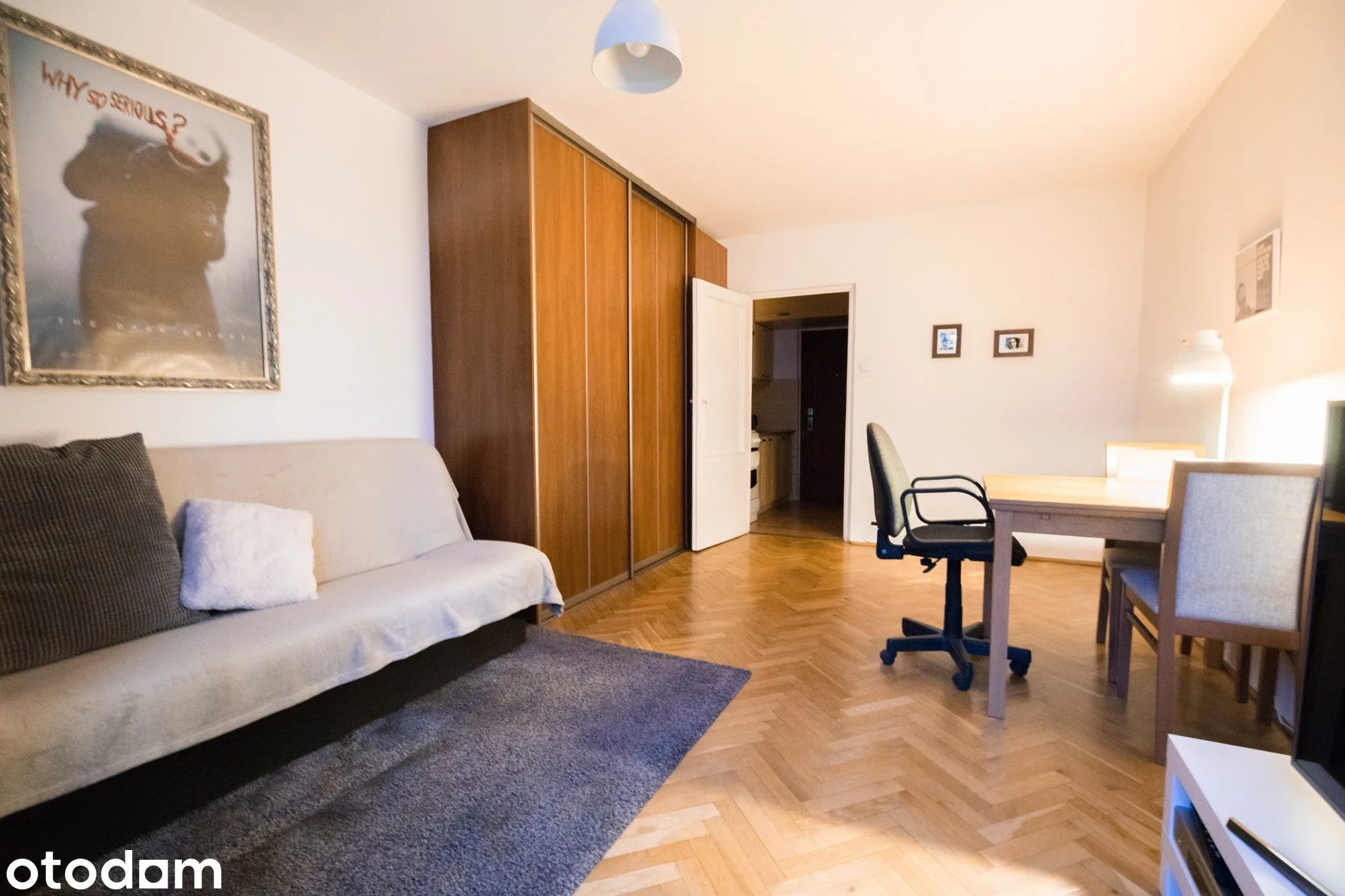 Balcón, 24 m², 2º piso